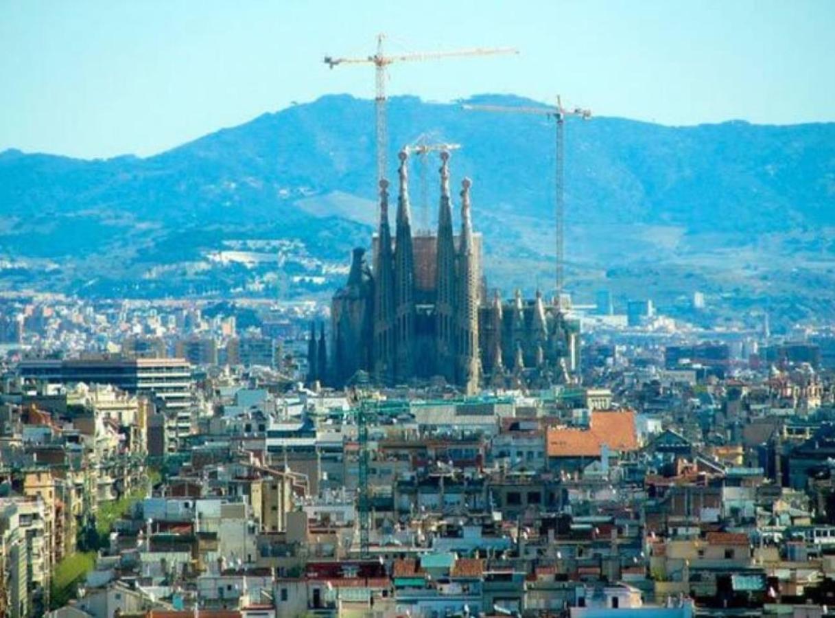 Ramblasrentals Stylish Bright 3br New Catalan Flat 10m Ramblas - Parking - Wifi Apartament Barcelona